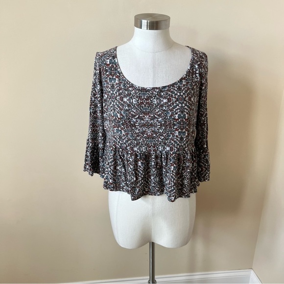 Free People bell sleeve patterned peplum top 572 - Picture 2 of 10